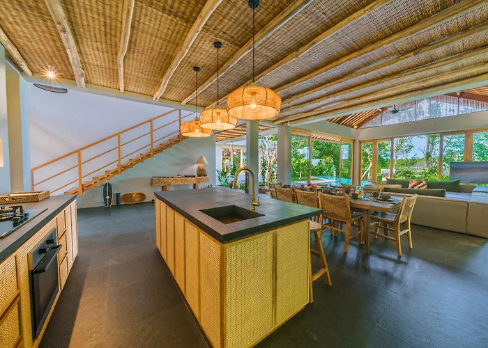 Kauh - Luxury Tropical 5br Close To Pererenan * Canggu (Bali)