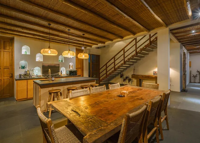 Kauh - Luxury Tropical 5br Close To Pererenan * Canggu (Bali)