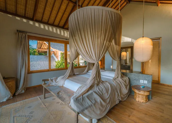 Kauh - Luxury Tropical 5br Close To Pererenan * Canggu (Bali)