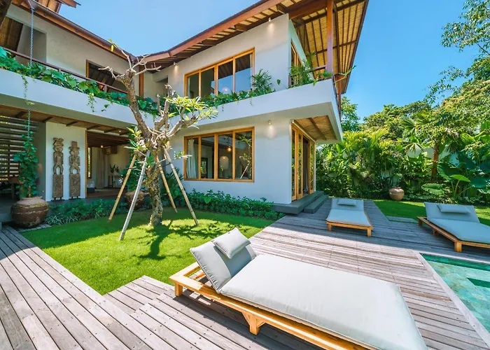 Kauh - Luxury Tropical 5br Close To Pererenan Villa Canggu (Bali)